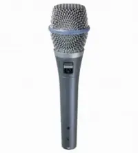 Shure Beta 87A em Music Store